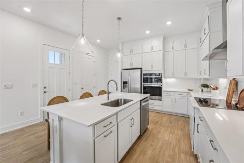 Touwnhouse à vendre à Jacksonville, Floride: 3 chambres, 158.77 m2 № 2348313 - photo 15