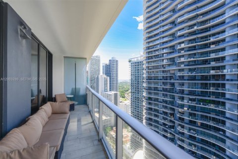 Condo in Miami, Florida, 1 bedroom  № 2066505 - photo 3