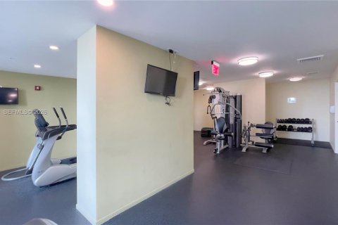 Condo in Miami, Florida, 2 bedrooms  № 2063004 - photo 19