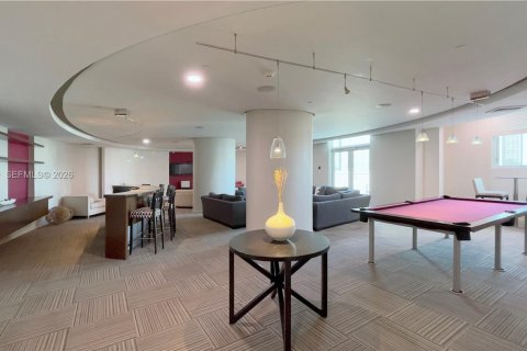 Condo in Miami, Florida, 2 bedrooms  № 2063004 - photo 21