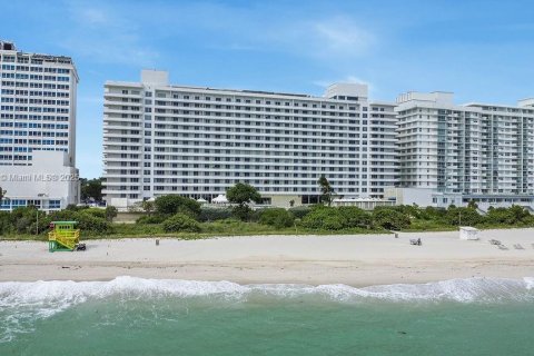 Купить кондоминиум в Майами-Бич, Флорида 2 спальни, 97.36м2, № 2005273 - фото 4