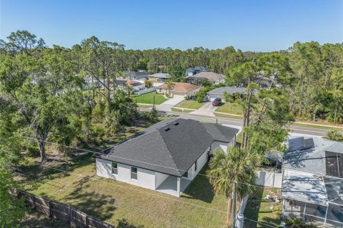 Casa en venta en North Port, Florida, 4 dormitorios, 167.22 m2 № 1519997 - foto 30