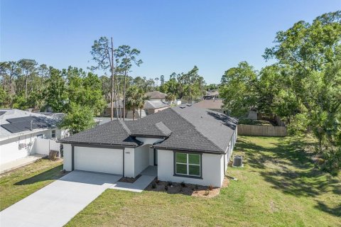 Casa en venta en North Port, Florida, 4 dormitorios, 167.22 m2 № 1519997 - foto 25