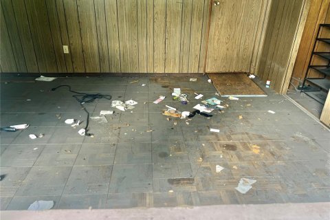 Купить земельный участок в Валрико, Флорида № 1900984 - фото 28