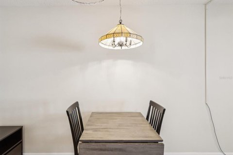 Copropriété à vendre à New Port Richey, Floride: 1 chambre, 62.43 m2 № 1910326 - photo 16