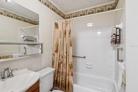 Copropriété à vendre à New Port Richey, Floride: 1 chambre, 62.43 m2 № 1910326 - photo 19