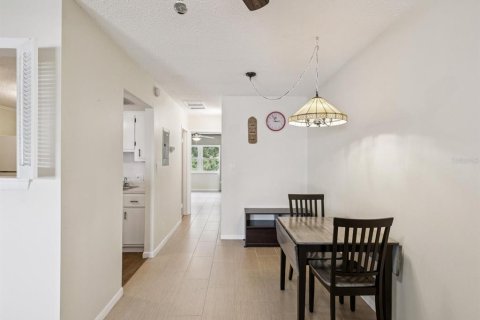 Copropriété à vendre à New Port Richey, Floride: 1 chambre, 62.43 m2 № 1910326 - photo 17