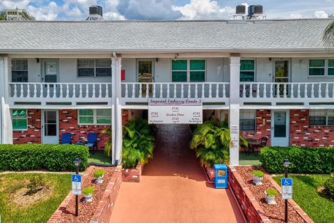 Copropriété à vendre à New Port Richey, Floride: 1 chambre, 62.43 m2 № 1910326 - photo 5
