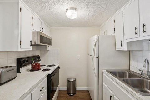 Copropriété à vendre à New Port Richey, Floride: 1 chambre, 62.43 m2 № 1910326 - photo 14