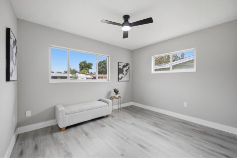 House in Sarasota, Florida 3 bedrooms, 130.06 sq.m. № 2284187 - photo 26