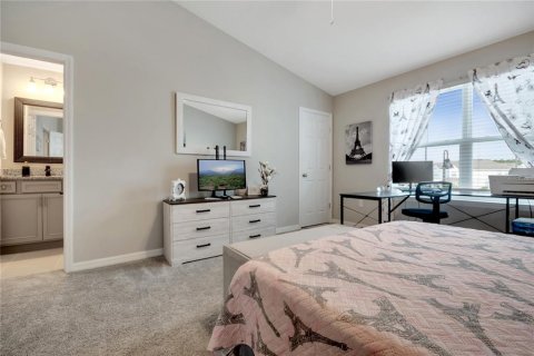 Townhouse in Orlando, Florida 2 bedrooms, 158.49 sq.m. № 2384055 - photo 17