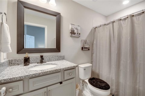 Townhouse in Orlando, Florida 2 bedrooms, 158.49 sq.m. № 2384055 - photo 18