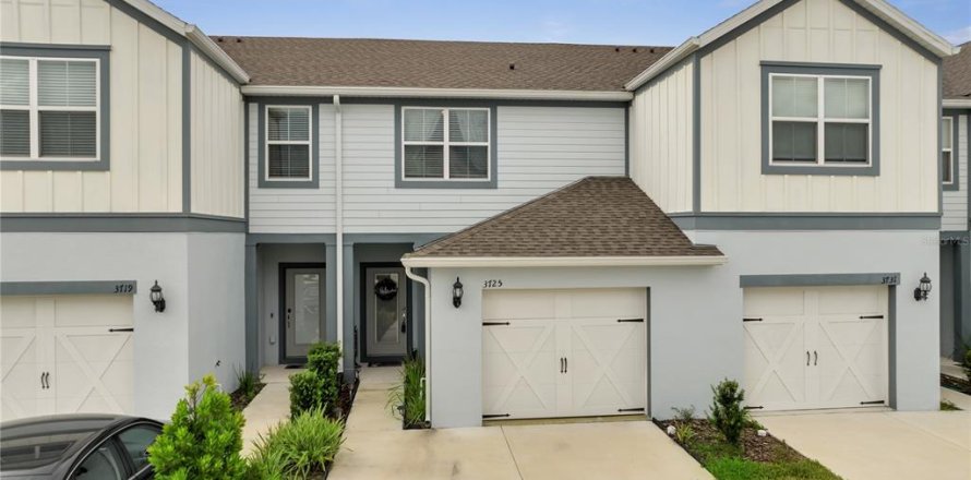 Townhouse in Orlando, Florida 2 bedrooms, 158.49 sq.m. № 2384055