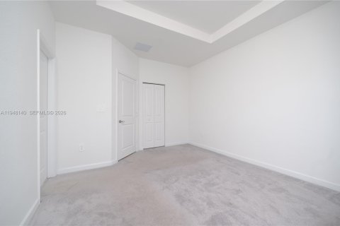 Townhouse in Homestead, Florida 3 bedrooms, 157.47 sq.m. № 2004575 - photo 20