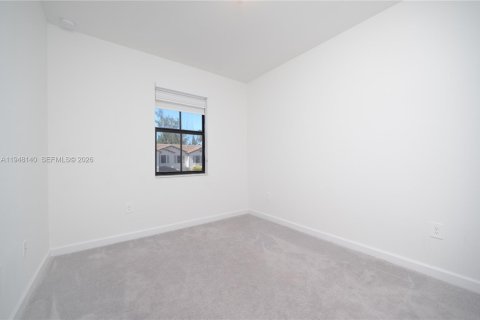 Townhouse in Homestead, Florida 3 bedrooms, 157.47 sq.m. № 2004575 - photo 29