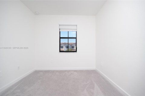 Townhouse in Homestead, Florida 3 bedrooms, 157.47 sq.m. № 2004575 - photo 28