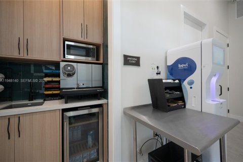 Townhouse in Homestead, Florida 3 bedrooms, 157.47 sq.m. № 2004575 - photo 7