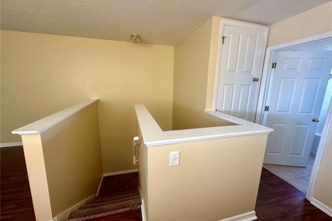 Townhouse in Orlando, Florida 3 bedrooms, 159.88 sq.m. № 2215306 - photo 25