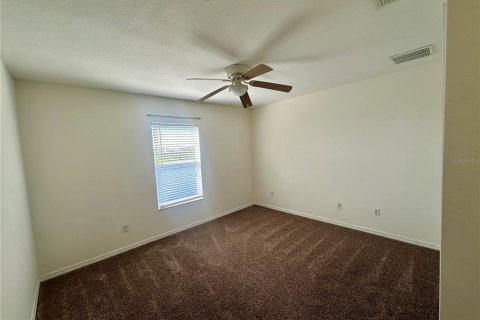 Townhouse in Orlando, Florida 3 bedrooms, 159.88 sq.m. № 2215306 - photo 16