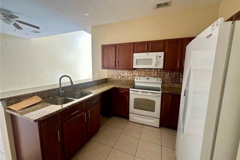 Townhouse in Orlando, Florida 3 bedrooms, 159.88 sq.m. № 2215306 - photo 10