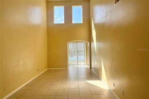 Townhouse in Orlando, Florida 3 bedrooms, 159.88 sq.m. № 2215306 - photo 13