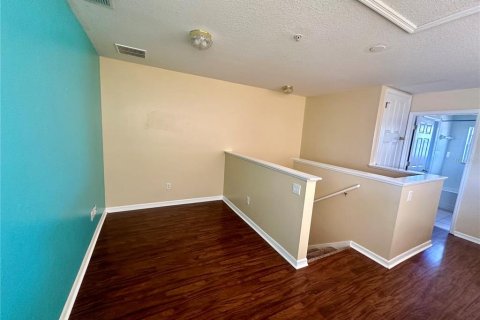 Townhouse in Orlando, Florida 3 bedrooms, 159.88 sq.m. № 2215306 - photo 17