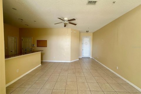 Townhouse in Orlando, Florida 3 bedrooms, 159.88 sq.m. № 2215306 - photo 11