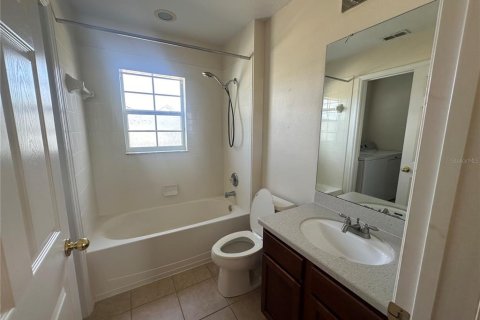 Townhouse in Orlando, Florida 3 bedrooms, 159.88 sq.m. № 2215306 - photo 20