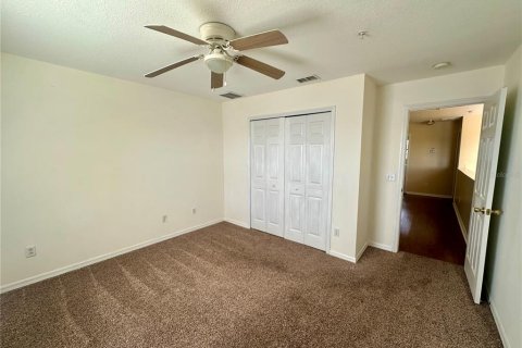 Townhouse in Orlando, Florida 3 bedrooms, 159.88 sq.m. № 2215306 - photo 15