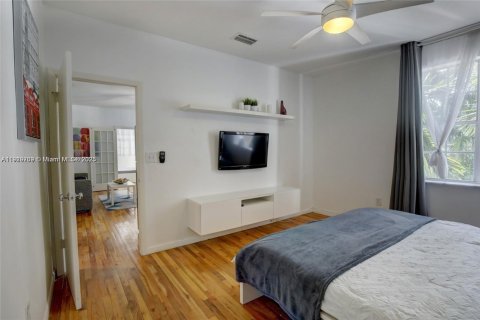 Copropriété à vendre à Miami Beach, Floride: 2 chambres, 63.36 m2 № 1974917 - photo 12