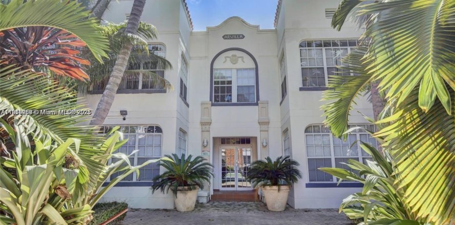 Condo à Miami Beach, Floride, 2 chambres  № 1974917