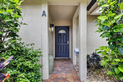 Condo in Boynton Beach, Florida, 2 bedrooms  № 2402397 - photo 3