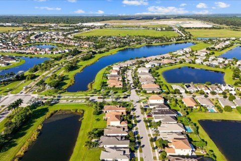 Villa ou maison à vendre à Westlake, Floride: 2 chambres, 158.21 m2 № 2417890 - photo 24