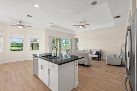 Villa ou maison à vendre à Westlake, Floride: 2 chambres, 158.21 m2 № 2417890 - photo 7