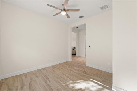 Villa ou maison à vendre à Westlake, Floride: 2 chambres, 158.21 m2 № 2417890 - photo 14