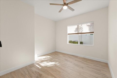Villa ou maison à vendre à Westlake, Floride: 2 chambres, 158.21 m2 № 2417890 - photo 13