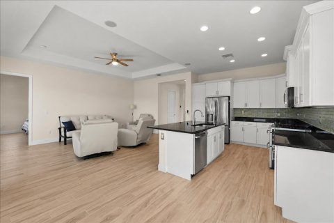 Villa ou maison à vendre à Westlake, Floride: 2 chambres, 158.21 m2 № 2417890 - photo 8