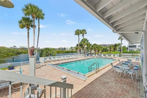 Copropriété à louer à New Port Richey, Floride: 3 chambres, 155.7 m2 № 2101659 - photo 3