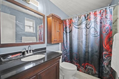 House in Spring Hill, Florida 2 bedrooms, 116.03 sq.m. № 1838438 - photo 24
