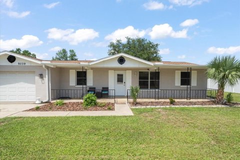 House in Spring Hill, Florida 2 bedrooms, 116.03 sq.m. № 1838438 - photo 2