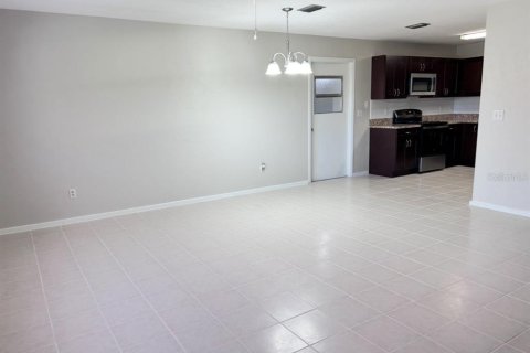 Apartamento en alquiler en Edgewater, Florida, 2 dormitorios, 95.22 m2 № 1900867 - foto 4