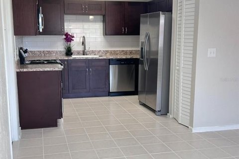 Apartamento en alquiler en Edgewater, Florida, 2 dormitorios, 95.22 m2 № 1900867 - foto 2