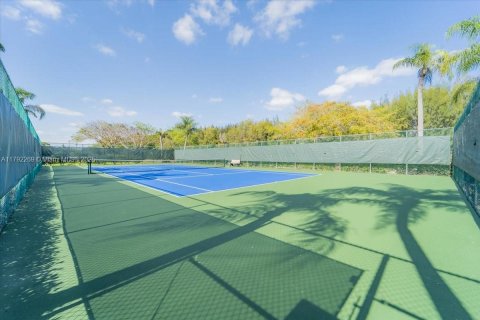 Condo in Pembroke Pines, Florida, 1 bedroom  № 1741947 - photo 27
