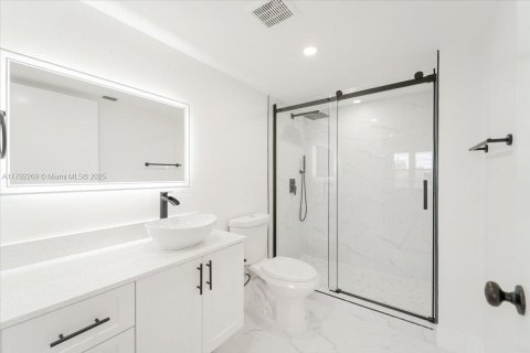 Condo in Pembroke Pines, Florida, 1 bedroom  № 1741947 - photo 20