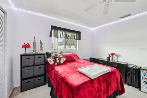 Casa en venta en Port Charlotte, Florida, 3 dormitorios, 240.15 m2 № 1827021 - foto 18