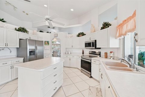 Casa en venta en Port Charlotte, Florida, 3 dormitorios, 240.15 m2 № 1827021 - foto 5