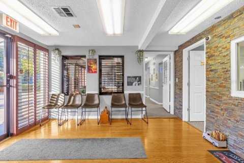 Propiedad comercial en venta en Sanford, Florida, 189.24 m2 № 1540816 - foto 11