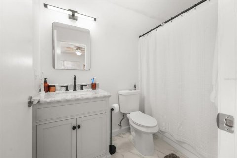 Copropriété à vendre à Gainesville, Floride: 2 chambres, 101.08 m2 № 2205143 - photo 11