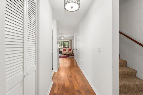 Copropriété à vendre à Gainesville, Floride: 2 chambres, 101.08 m2 № 2205143 - photo 2