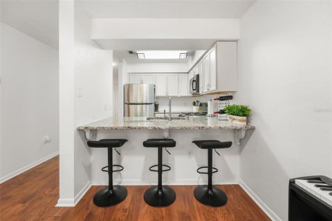 Copropriété à vendre à Gainesville, Floride: 2 chambres, 101.08 m2 № 2205143 - photo 8